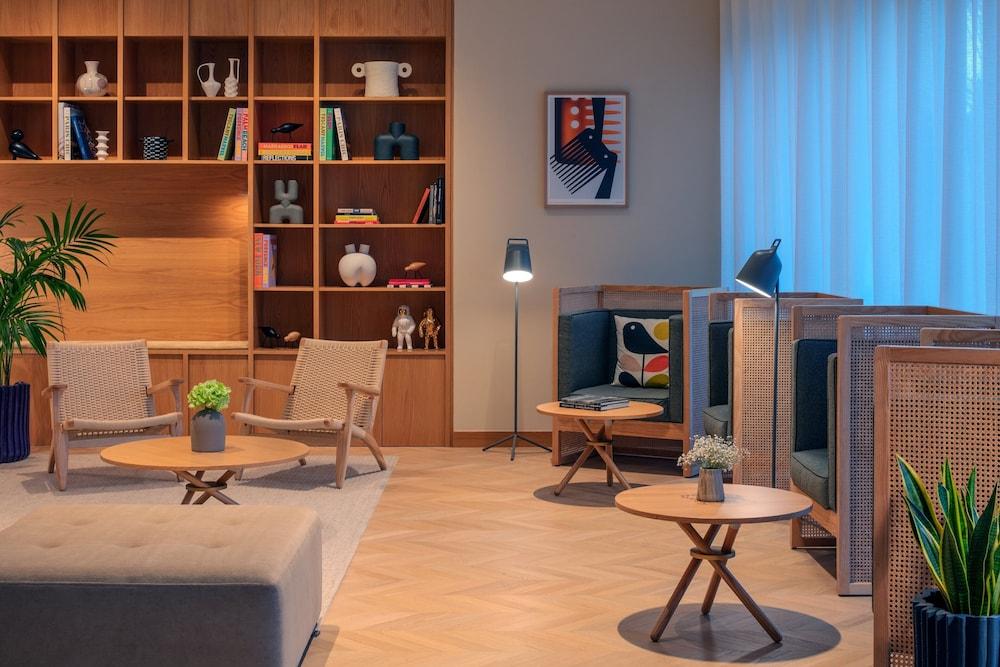 Staybridge Suites Dubai Internet City Екстер'єр фото